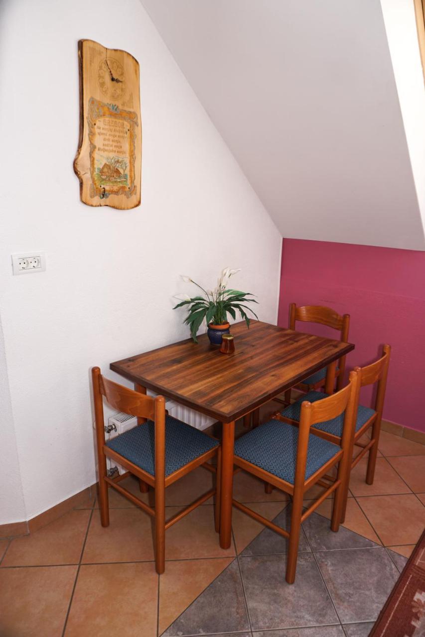 Apartment Ozebek Cerkno Exterior photo